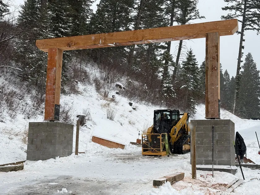 Automatic Ranch Gates & Custom Entrance Archways project by Montana Ranch & Land in Southwest Montana — photo 3